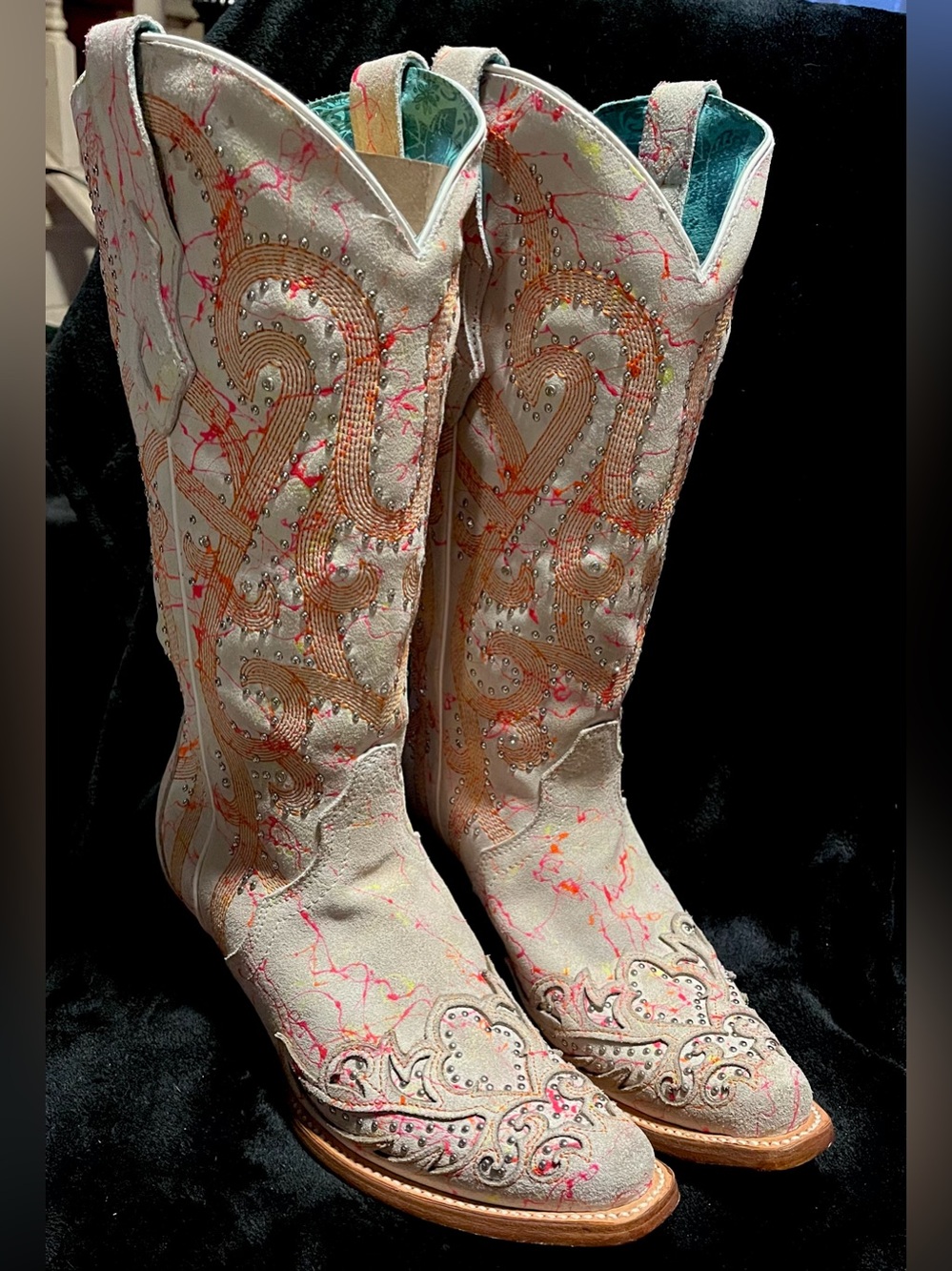 Corral Ivory Boots with Pink Paint Splatter and Teal Interior